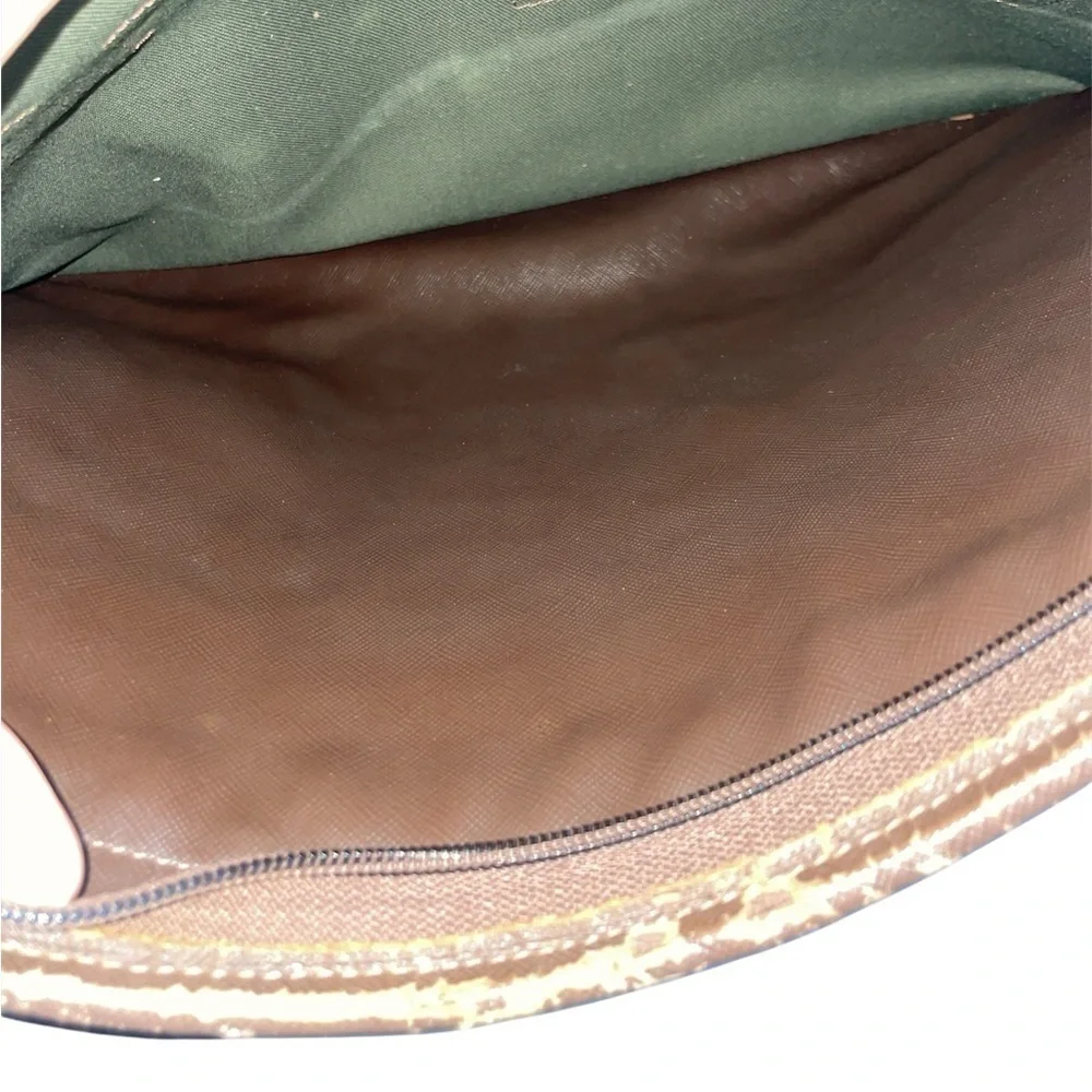 Burberry’s Vintage Beige Canvas Clutch Bag